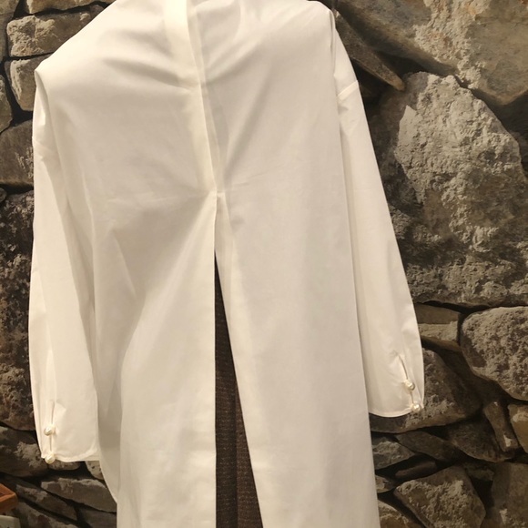 Open back classic white blouse with stand up - Picture 6 of 6